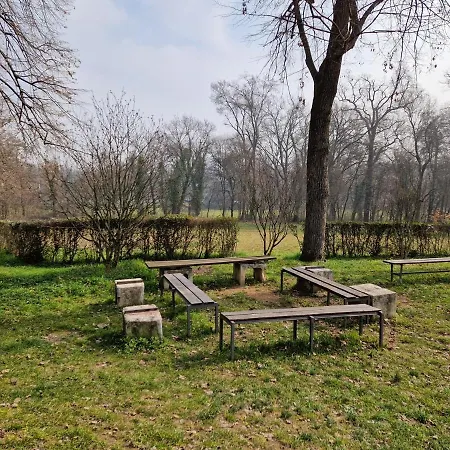 E Ostello, Parco Di Monza, Cascina Costa Alta *